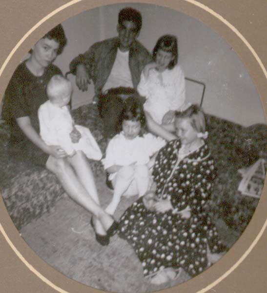 Selma, Joe, Wes, Robin, Bobby,Debbie, @ Little Field Hollow, Alva, Ky.jpg